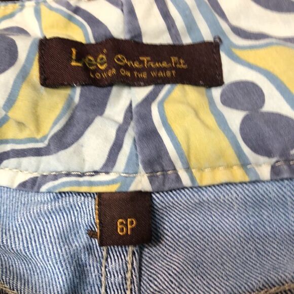 3For$20 jeans  shorts size 6p - Picture 3 of 3